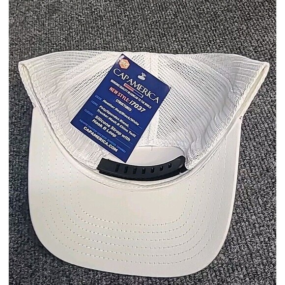Peloton NWT Baseball Cap Hat Mesh Adjustable UV 50+ Sun Protection Quick Dry - Picture 4 of 7